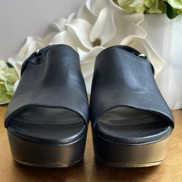 NWOT! Stuart Weitzman Platform Slingback Sandals in Black Calf Leather