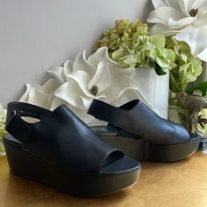 NWOT! Stuart Weitzman Platform Slingback Sandals in Black Calf Leather