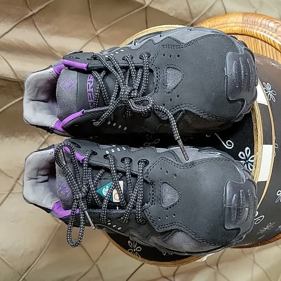 NWOT- Terra ‘Spider’ Composite Toe Safety Sneaker Shoes