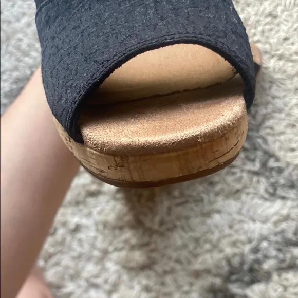 NWOT Tom’s Women’s Classic Espadrille Wedge Sandal
