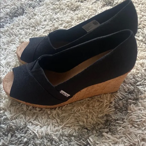 NWOT Tom’s Women’s Classic Espadrille Wedge Sandal
