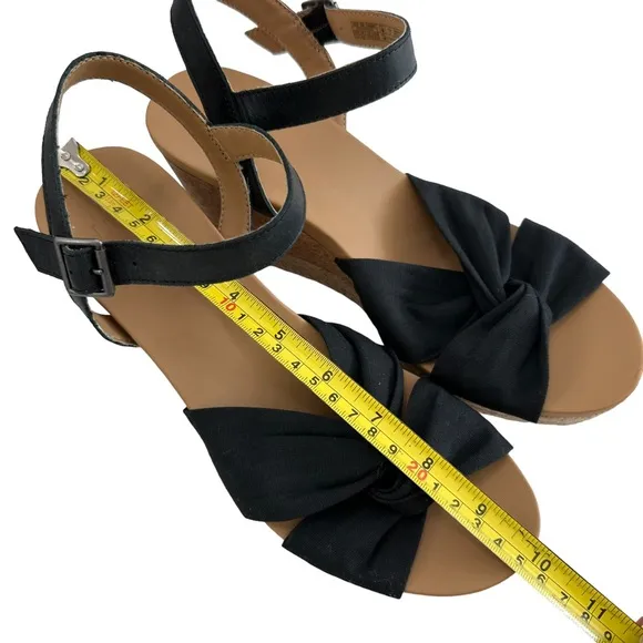 NWOT Ugg Joslyn Crisscross Canvas Cork Espadrille Wedge Sandals Size 8.5