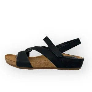 NWOT Euro Soft by Sofft Gianetta Sandals Black Womens 6
