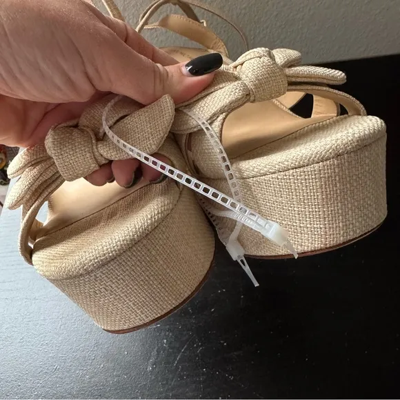 NWT Antonio Melani Bindi Raffia Bow Platform Dress Sandals