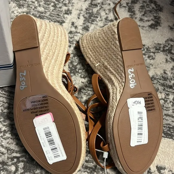 ✅NWT Chelsea &amp; Violet Mariah Ankle Wrap Espadrille Wedge Sandals