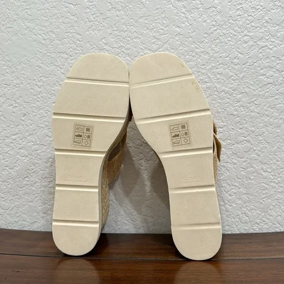 NWT Dolce Vita Liesel Wedge Sandals Size 8.5