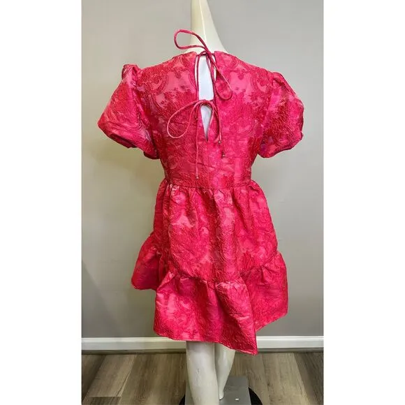 NWT Elliatt Wylla Dress Size M $199