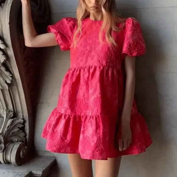 NWT Elliatt Wylla Dress Size M $199