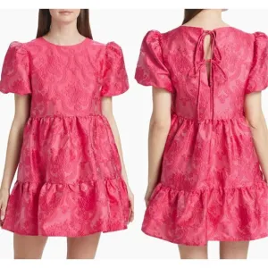 NWT Elliatt Wylla Dress Size M $199
