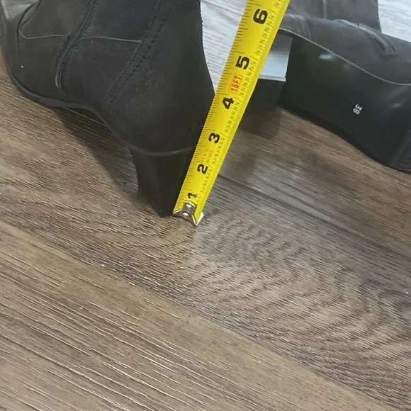 NWT Eric Michael Denmark Heel Black Dress Boot | Calf Height | Size 39/8