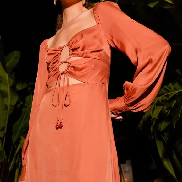 🌸NWT FARM XS, S, M Rio Satin Caramel Cutout Front-Tie Midi Dress