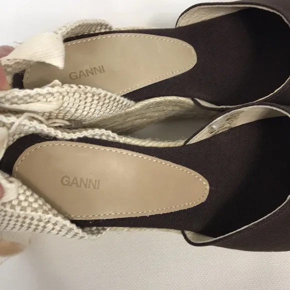 NWT GANNI Embroidered canvas wedge espadrille sandals