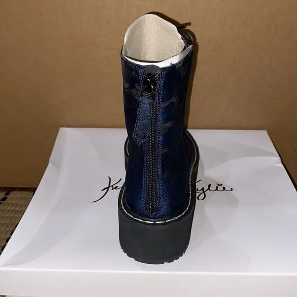 NWT Kendall &amp; Kylie Navy Camo Hunting Combat Boot