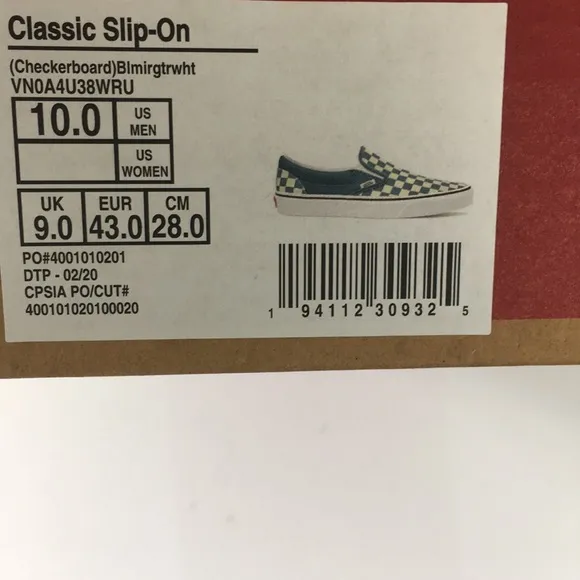 NWT New Men Vans Classic Slips-on Loafers Shoes