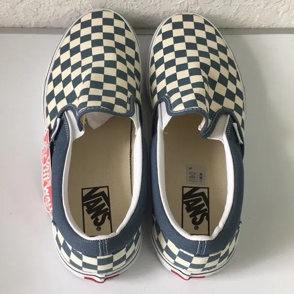 NWT New Men Vans Classic Slips-on Loafers Shoes