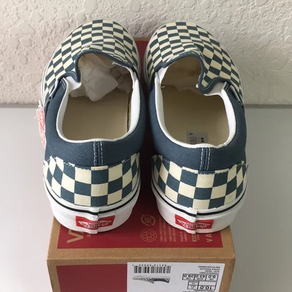 NWT New Men Vans Classic Slips-on Loafers Shoes