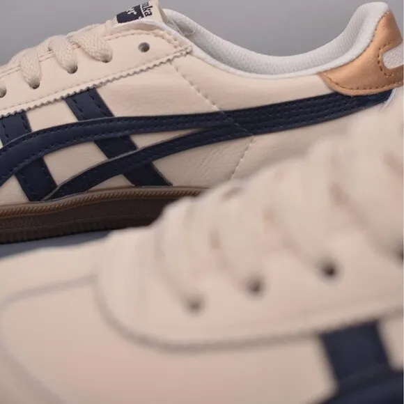 NWT Onitsuka Tiger Tokuten Retro Casual Running Shoes
