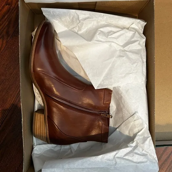NWT Paul Green Shaw Leather Ankle Booties 3.5 6 Brown Heel Women's Boots Comfort