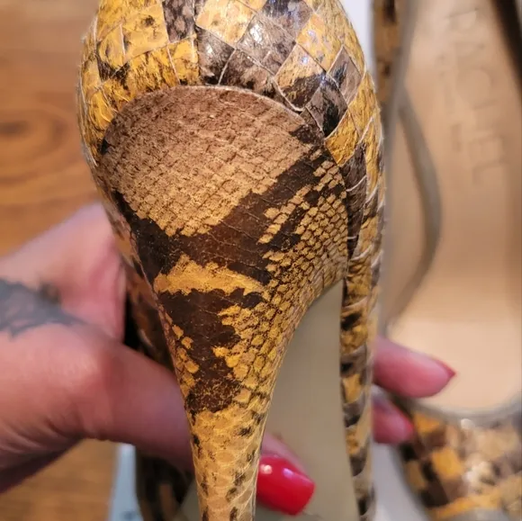 NWT Rachel Roy Snakeskin Mustard Yellow Gold Gray Taupe Tan Beige Peep Toe Heels
