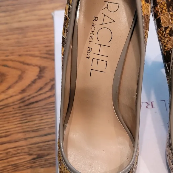 NWT Rachel Roy Snakeskin Mustard Yellow Gold Gray Taupe Tan Beige Peep Toe Heels
