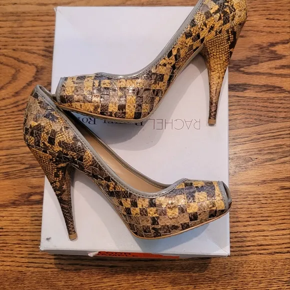 NWT Rachel Roy Snakeskin Mustard Yellow Gold Gray Taupe Tan Beige Peep Toe Heels