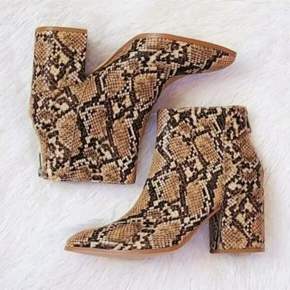 NWT Steve Madden Juliana Snakeskin Embossed Pointed Toe Block Heel Ankle Booties