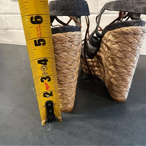 NWT Stuart Weitzman sz 8.5 denim color lace up espadrille sandals