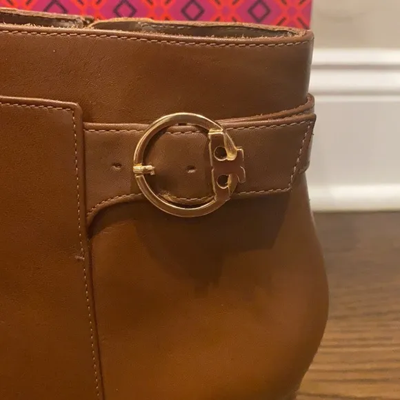 NWT Tory Burch Sofia brown leather wedge boot