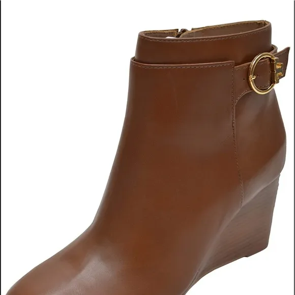 NWT Tory Burch Sofia brown leather wedge boot