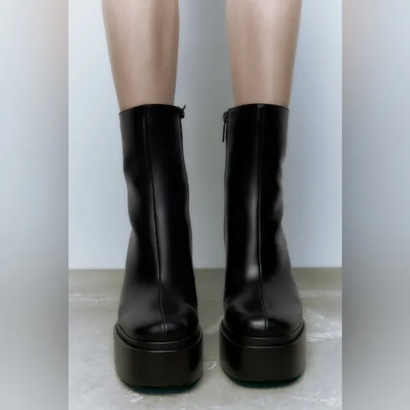 NWT. Zara Black High-Heel Platform Ankle Boots. Size 8.
