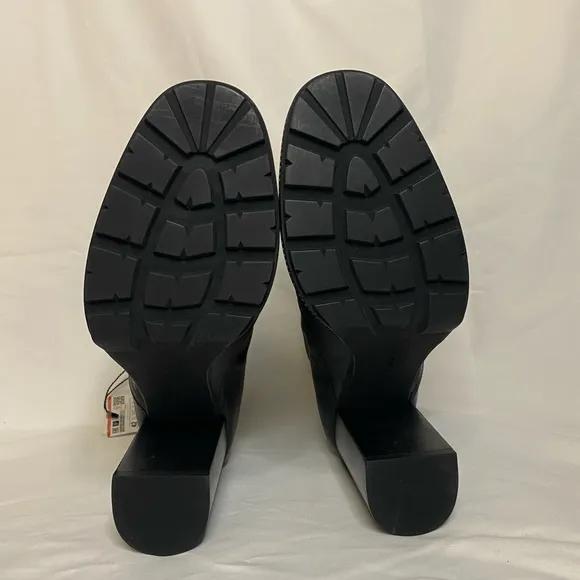 NWT Zara platform leather high heel Ankle Boot