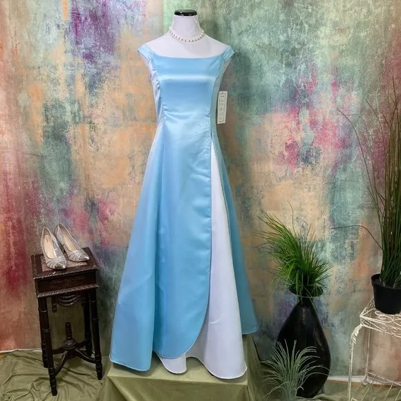 NWT📌Fiesta Ball, Bridesmaid, Maid of Honor Dress