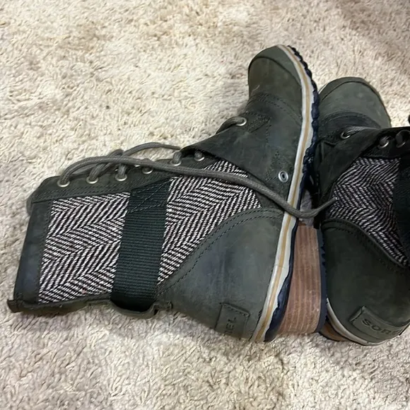 Olive Boots