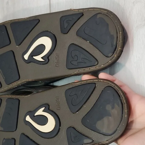 Olukai Mens Kumu Leather Sandals Flip Flop Flats shoes sz 13