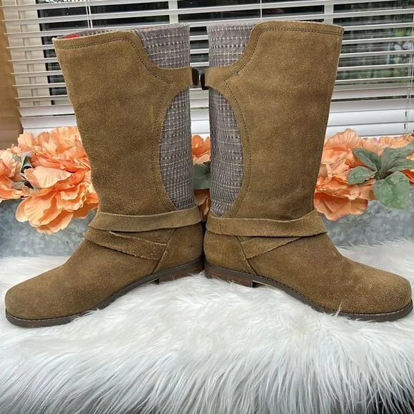 Olukai Pa'la Brown Leather BuckleStrap Riding Low Heel Boots Women Sz 8