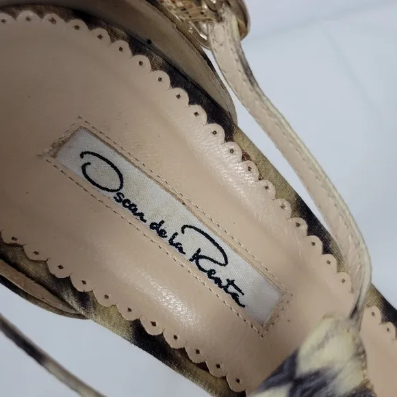 Oscar De La Renta Crystal Embellished Animal Print Platform Sandals 40