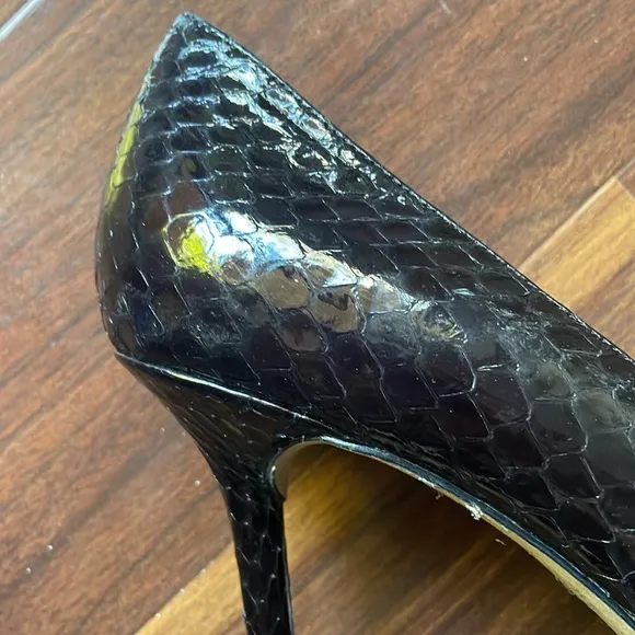 PAIGE Olivia Genuine Snakeskin Pump In Black Metallic- Size 9