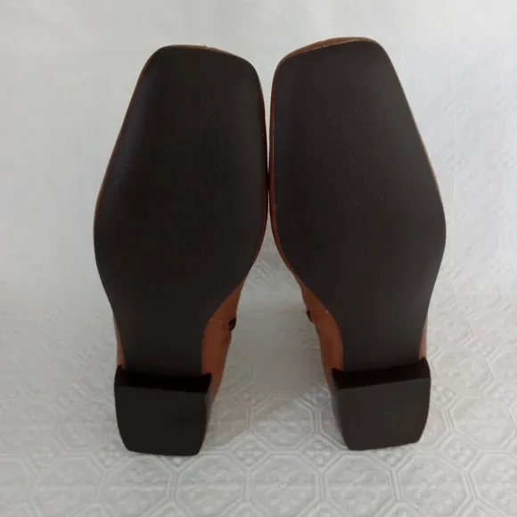 PAOLO Womens Brown/Carmel Low Heel Square Toe Ankle Boot Size 6M
