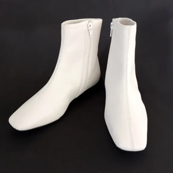 PAOLO Women's White Low Heel Square Toe Ankle Boot Size 5M