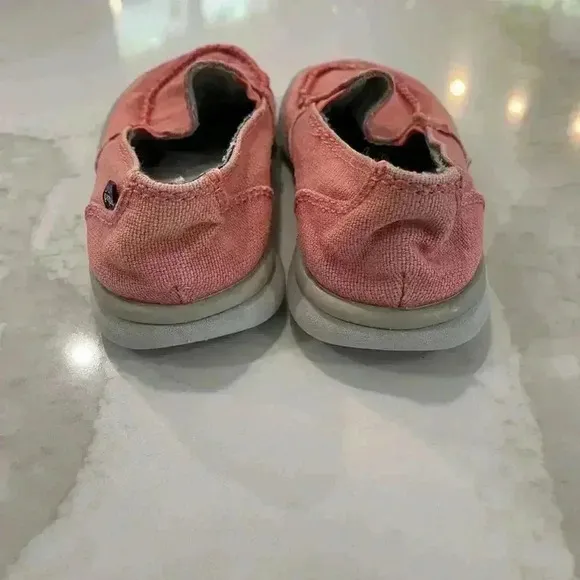 Patagonia Naked Maui Dragon Fruit Pink Slip On Hemp Shoes Women's Size 6 Casual