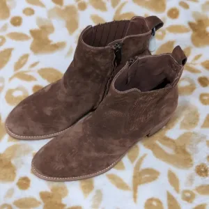 Paul Green Brown Chukka Boots with Suede Material and Low Heel