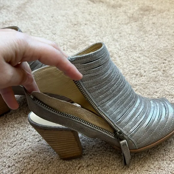 Paul Green CAYANNE PEEP TOE BOOTIE