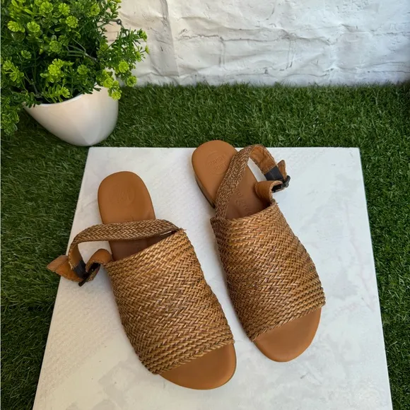 PAUL GREEN Helena espadrille sandals size 7.5 US Color Cuoio Sisal Woven leather