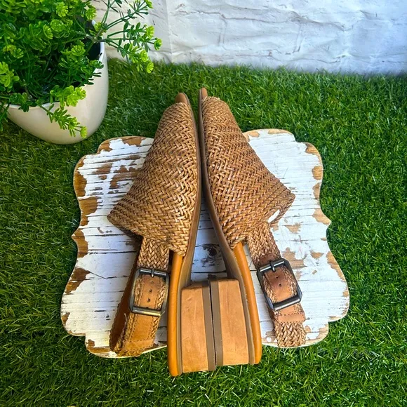 PAUL GREEN Helena espadrille sandals size 7.5 US Color Cuoio Sisal Woven leather