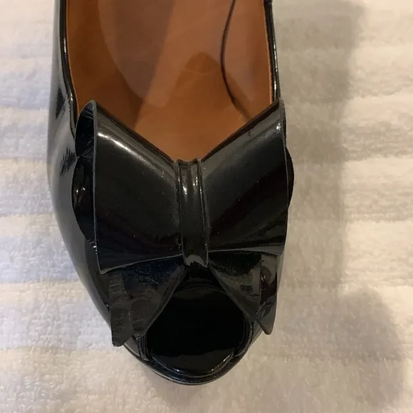 Paul Green Munchen Handmade Womens Black Patent Leather 3” heel in US 6.5 Size.