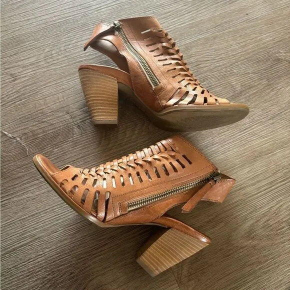 Paul Green Rosa Woven Peep Toe Sandal