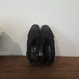 Pedro Garcia Suede Slingback Sandals Sz 40 (US-9.5)