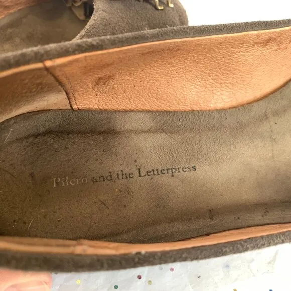 Pilcro and the Letterpress Brown Suede Beatle Bee Insect Ballet Flats - Size 9