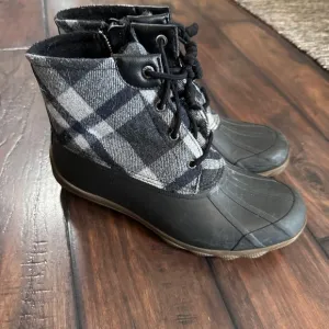 Plaid Sperry Duck boots woman’s size 8.5