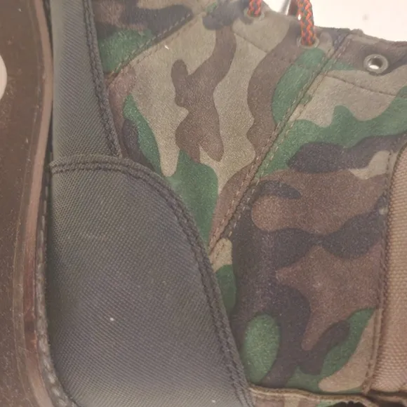 Polo Ralph Lauren Camo boots 11.5  NWOT